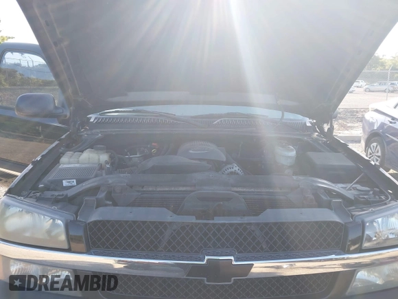 2004 Chevrolet Silverado 1500 LS with VIN 1GCEC19T44Z291569, listed as a IAAI auction lot 42020719 with 119,212 mi miles and . Bid and sale history available at DreamBid. Image 10.