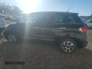 2014 FIAT 500L Lounge with VIN ZFBCFACHXEZ018630, listed as a Copart auction lot 84772124 with 0 mi miles and Clean Title. Bid and sale history available at carsss.com. Image 2.