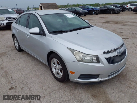2013 Chevrolet Cruze 1LT with VIN 1G1PC5SB7D7203331, listed as a IAAI auction lot 42142672 with 189,883 mi miles and . Bid and sale history available at DreamBid. Image 1.