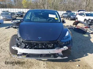 2024 Tesla Model Y Long Range with VIN 7SAYGDEE8RA293641, listed as a IAAI auction lot 41891018 with 7,341 mi miles and . Bid and sale history available at DreamBid. Image 13.