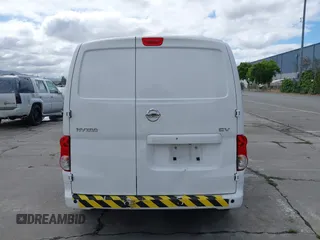 2021 Nissan NV200 SV z VIN 3N6CM0KN3MK706501, wystawiony jako IAAI lot #42262247 z przebiegiem 96 026 mil mil oraz . Historia ofert i sprzedaży dostępna na DreamBid. Obrazek 16.
