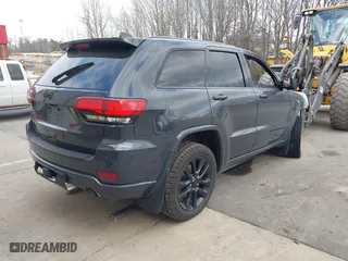2018 Jeep Grand Cherokee Laredo E with VIN 1C4RJFAG6JC420364, listed as a IAAI auction lot 41418372 with 1 mi miles. Bid and sale history available at carsss.com. Image 4.