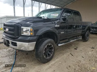 2006 Ford F-250 XL z VIN 1FTSW21P66EA29769, wystawiony jako Copart lot #56728845 z przebiegiem Nie podano mil oraz Szkoda całkowita • Salvage title. Historia ofert i sprzedaży dostępna na DreamBid. Obrazek 1.
