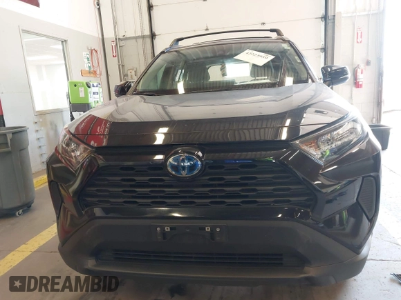 2021 Toyota RAV4 Hybrid LE z VIN 2T3M6RFV8MW011627, wystawiony jako IAAI lot #42223959 z przebiegiem 99 776 mil mil oraz . Historia ofert i sprzedaży dostępna na DreamBid. Obrazek 13.
