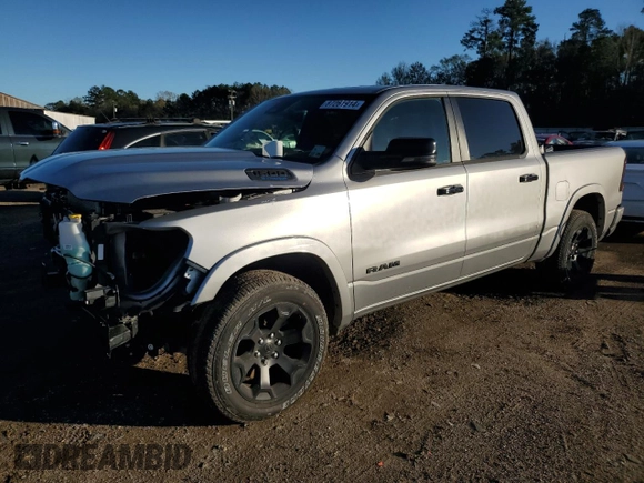 2025 Ram 1500 Big Horn with VIN 1C6RREFG2SN530885, listed as a Copart auction lot 87261914 with 3,814 mi miles and Salvage title. Bid and sale history available at DreamBid. Image 1.