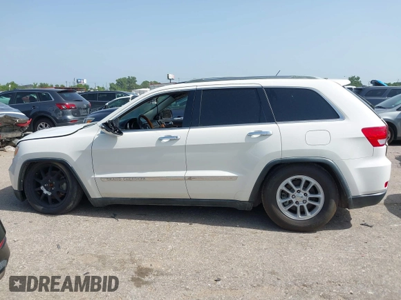 2011 Jeep Grand Cherokee Overland Summit with VIN 1J4RR6GTXBC683854, listed as a IAAI auction lot 42626452 with Not provided miles and . Bid and sale history available at DreamBid. Image 14.