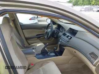 2008 Honda Accord LX z VIN 1HGCP26328A035653, wystawiony jako IAAI lot #42239314 z przebiegiem 195 823 mil mil oraz . Historia ofert i sprzedaży dostępna na DreamBid. Obrazek 5.