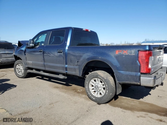 2019 Ford Super Duty F-250 SRW XL with VIN 1FT7W2BT6KEG20292, listed as a Copart auction lot 47463245 with 0 mi miles and Salvage Title. Bid and sale history available at carsss.com. Image 2.