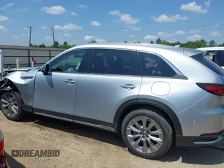 2025 Mazda CX-90 Premium Plus Package z VIN JM3KKEHD1S1228777, wystawiony jako IAAI lot #42218405 z przebiegiem 1 582 mil mil oraz . Historia ofert i sprzedaży dostępna na DreamBid. Obrazek 14.