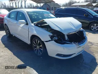 2011 Chrysler 200 S with VIN 1C3BC8FG5BN613552, listed as a IAAI auction lot 41753690 with 100,112 mi miles. Bid and sale history available at carsss.com. Image 1.