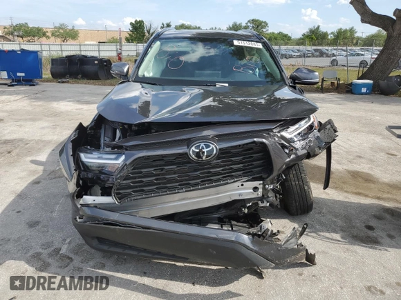 2023 Toyota RAV4 XLE with VIN 2T3W1RFV7PC238207, listed as a Copart auction lot 51512885 with 22,719 mi miles and Non Repairable. Bid and sale history available at carsss.com. Image 5.