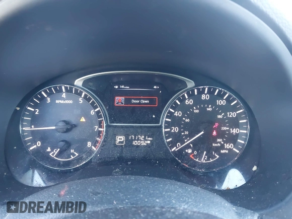 2013 Nissan Altima SV with VIN 1N4AL3AP7DC112135, listed as a IAAI auction lot 41720386 with 171,721 mi miles and . Bid and sale history available at carsss.com. Image 7.