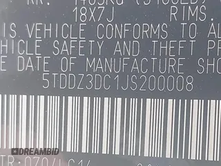 2018 Toyota Sienna XLE с VIN 5TDDZ3DC1JS200008, выставлен на аукционе IAAI как лот 42112804 с пробегом Не указан миль и . История ставок и продаж доступна на DreamBid. Изображение 9.