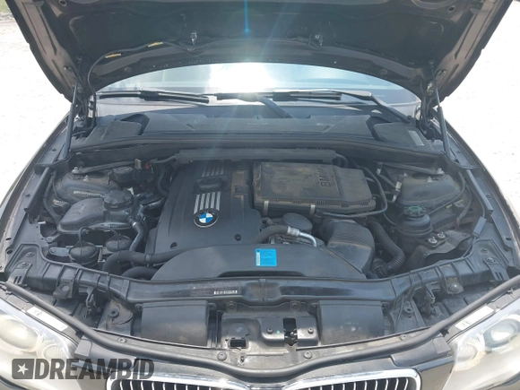 2009 BMW 1 Series 135i with VIN WBAUN93569VK40357, listed as a IAAI auction lot 42412038 with 141,944 mi miles and . Bid and sale history available at DreamBid. Image 10.