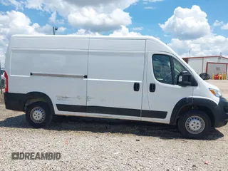 2024 Ram ProMaster Cargo Tradesman with VIN 3C6LRVDG0RE132209, listed as a IAAI auction lot 42216086 with 21,442 mi miles and . Bid and sale history available at DreamBid. Image 13.