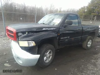 2000 Dodge Ram 1500 with VIN 1B7HF16Y4YS557109, listed as a IAAI auction lot 36011985 with 1 mi miles. Bid and sale history available at carsss.com. Image 2.