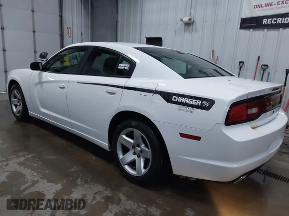 2012 Dodge Charger Police with VIN 2C3CDXAG1CH304612, listed as a IAAI auction lot 41555187 with 183,121 mi miles. Bid and sale history available at carsss.com. Image 3.