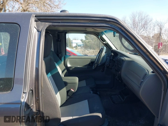 2010 Ford Ranger XLT with VIN 1FTLR4FE8APA27808, listed as a IAAI auction lot 41558275 with 91,173 mi miles. Bid and sale history available at carsss.com. Image 5.