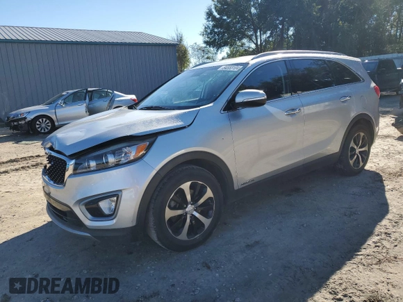 2017 Kia Sorento EX with VIN 5XYPHDA59HG304684, listed as a Copart auction lot 84553104 with 149,605 mi miles and Salvage Title. Bid and sale history available at DreamBid. Image 1.