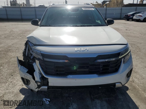 2024 Kia Seltos SX with VIN KNDETCA70R7600287, listed as a Copart auction lot 49093815 with 7,160 mi miles and Salvage title. Bid and sale history available at DreamBid. Image 5.