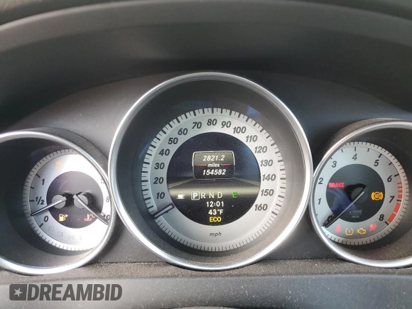2013 Mercedes-Benz C-Class C 300 Sport with VIN WDDGF8AB4DG058613, listed as a Copart auction lot 49426645 with 154,582 mi miles and Non Repairable. Bid and sale history available at carsss.com. Image 9.