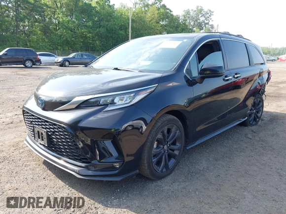 2022 Toyota Sienna XSE with VIN 5TDDRKEC8NS079069, listed as a IAAI auction lot 42231512 with 121,494 mi miles and . Bid and sale history available at DreamBid. Image 17.
