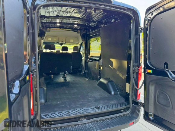 2023 Ford Transit Cargo with VIN 1FTYE1C87PKA24984, listed as a Copart auction lot 65462015 with 36,515 mi miles and Clean title. Bid and sale history available at DreamBid. Image 11.