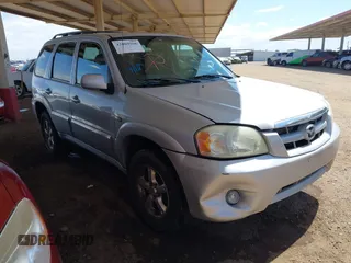2005 Mazda Tribute S with VIN 4F2YZ06155KM61960, listed as a IAAI auction lot 42069266 with 192,284 mi miles and . Bid and sale history available at carsss.com. Image 1.