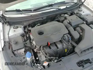 2018 Hyundai Sonata SEL с VIN 5NPE34AF1JH670085, выставлен на аукционе Copart как лот 70443315 с пробегом 79 468 миль миль и Списание • Salvage title. История ставок и продаж доступна на DreamBid. Изображение 15.