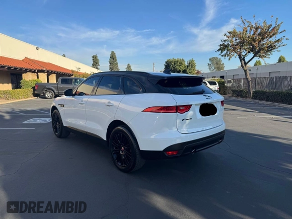 2019 Jaguar F-Pace 25t Premium с VIN SADCJ2FX2KA610557, выставлен на аукционе Copart как лот 62221895 с пробегом 78 592 миль миль и Списание • Salvage title. История ставок и продаж доступна на DreamBid. Изображение 3.