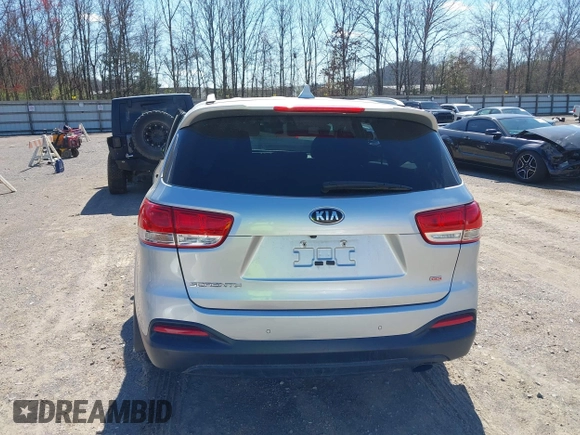 2018 Kia Sorento LX with VIN 5XYPG4A36JG420268, listed as a IAAI auction lot 41807169 with 99,272 mi miles. Bid and sale history available at carsss.com. Image 16.