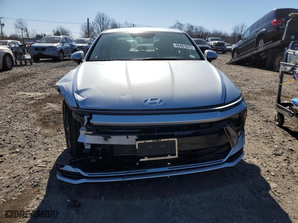 2024 Hyundai Sonata SEL with VIN KMHL64JA7RA351873, listed as a Copart auction lot 49029835 with 23,418 mi miles and Salvage Title. Bid and sale history available at carsss.com. Image 5.