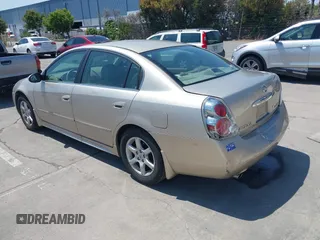 2005 Nissan Altima SE with VIN 1N4BL11E95C116647, listed as a IAAI auction lot 42442014 with 155,302 mi miles and . Bid and sale history available at DreamBid. Image 3.