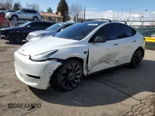 2021 Tesla Model Y Performance with VIN 5YJYGDEF2MF090083, listed as a Copart auction lot 47839795 with 98,130 mi miles and Salvage Title. Bid and sale history available at DreamBid. Image 1.