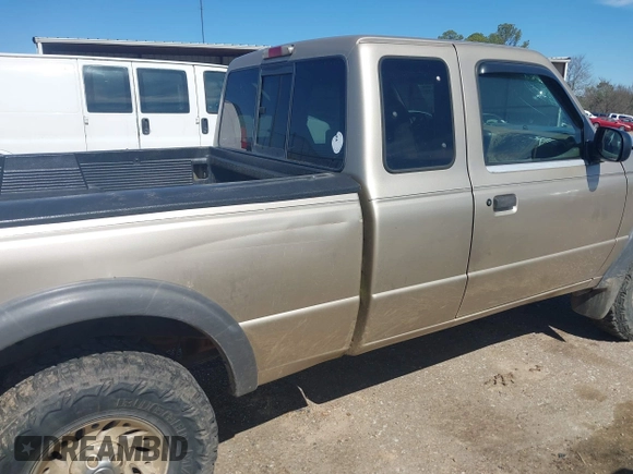 1999 Ford Ranger XL with VIN 1FTZR15V8XTB07717, listed as a IAAI auction lot 41661032 with 161,889 mi miles. Bid and sale history available at carsss.com. Image 17.