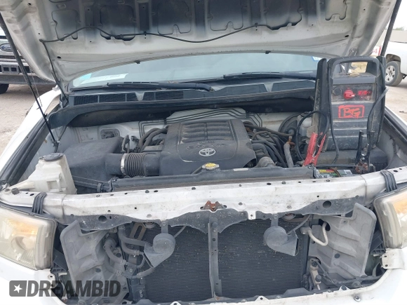 2012 Toyota Tundra 4WD Truck with VIN 5TFDW5F19CX250264, listed as a IAAI auction lot 40190175 with 267,549 mi miles. Bid and sale history available at carsss.com. Image 10.