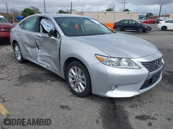 2015 Lexus ES 300h with VIN JTHBW1GG1F2084938, listed as a IAAI auction lot 41761844 with 69,854 mi miles and . Bid and sale history available at DreamBid. Image 1.