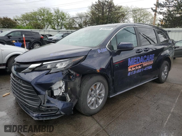 2024 Toyota Sienna LE z VIN 5TDKSKFC9RS150229, wystawiony jako Copart lot #54829595 z przebiegiem 12 384 mil mil oraz Szkoda całkowita • Salvage title. Historia ofert i sprzedaży dostępna na DreamBid. Obrazek 1.