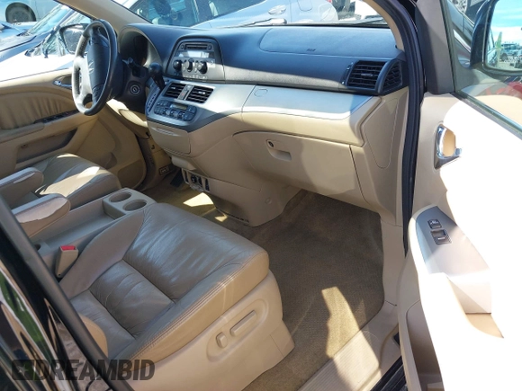 2008 Honda Odyssey EX-L with VIN 5FNRL38698B066181, listed as a IAAI auction lot 41882534 with 120,625 mi miles. Bid and sale history available at carsss.com. Image 5.