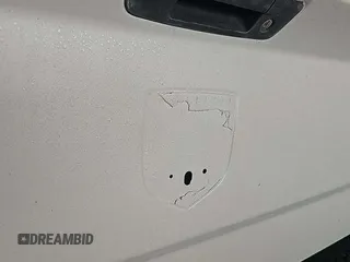 2023 Ram 1500 Tradesman z VIN 3C6JR6DG6PG541121, wystawiony jako IAAI lot #42516901 z przebiegiem 55 607 mil mil oraz . Historia ofert i sprzedaży dostępna na DreamBid. Obrazek 23.