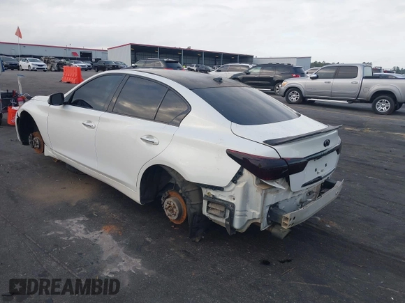 2014 Infiniti Q50 Premium with VIN JN1BV7AP3EM681742, listed as a IAAI auction lot 40342929 with 136,412 mi miles. Bid and sale history available at carsss.com. Image 3.