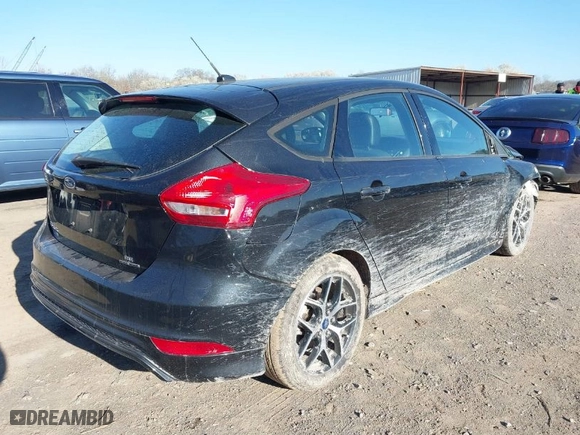 2015 Ford Focus SE with VIN 1FADP3K23FL214314, listed as a IAAI auction lot 41817226 with 80,539 mi miles. Bid and sale history available at carsss.com. Image 4.