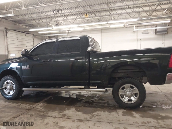 2018 Ram 2500 Tradesman with VIN 3C6UR5CJ3JG121229, listed as a IAAI auction lot 41679189 with 95,956 mi miles. Bid and sale history available at carsss.com. Image 15.