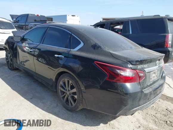 2018 Nissan Altima 2.5 SR with VIN 1N4AL3AP4JC284490, listed as a IAAI auction lot 41795563 with 112,936 mi miles. Bid and sale history available at carsss.com. Image 3.