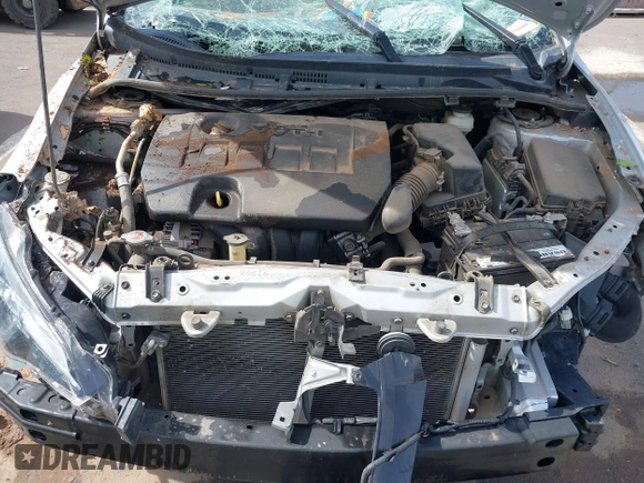 2018 Toyota Corolla L z VIN 2T1BURHE5JC068433, wystawiony jako IAAI lot #42236630 z przebiegiem Nie podano mil oraz . Historia ofert i sprzedaży dostępna na DreamBid. Obrazek 10.