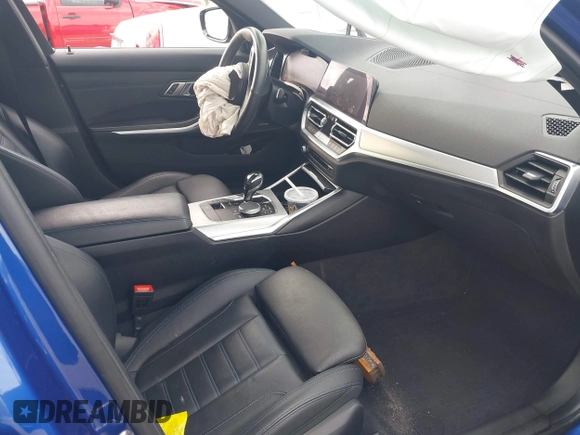 2020 BMW 3 Series M340i xDrive with VIN WBA5U9C00LA379345, listed as a IAAI auction lot 41256225 with 57,856 mi miles and . Bid and sale history available at DreamBid. Image 5.