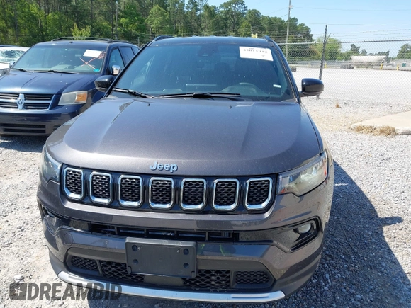 2024 Jeep Compass Limited with VIN 3C4NJDCNXRT596574, listed as a IAAI auction lot 42011912 with 32,085 mi miles and . Bid and sale history available at carsss.com. Image 12.