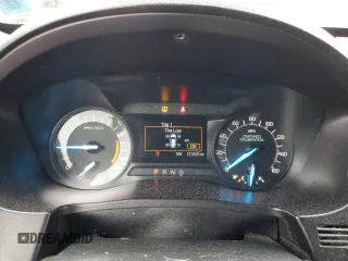 2016 Ford Police Interceptor Utility z VIN 1FM5K8AR0GGC07903, wystawiony jako Copart lot #57298705 z przebiegiem 223 695 mil mil oraz Szkody całkowita. Historia ofert i sprzedaży dostępna na DreamBid. Obrazek 9.