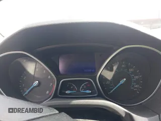 2013 Ford Focus SE with VIN 1FADP3F28DL217636, listed as a IAAI auction lot 42465123 with 187,088 mi miles and . Bid and sale history available at DreamBid. Image 7.
