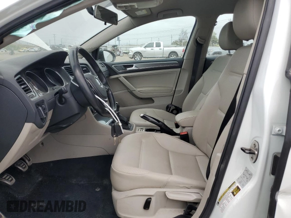 2017 Volkswagen Golf S с VIN 3VWM17AU4HM523262, выставлен на аукционе Copart как лот 55090565 с пробегом 95 180 миль миль и Списание • Salvage title. История ставок и продаж доступна на DreamBid. Изображение 7.
